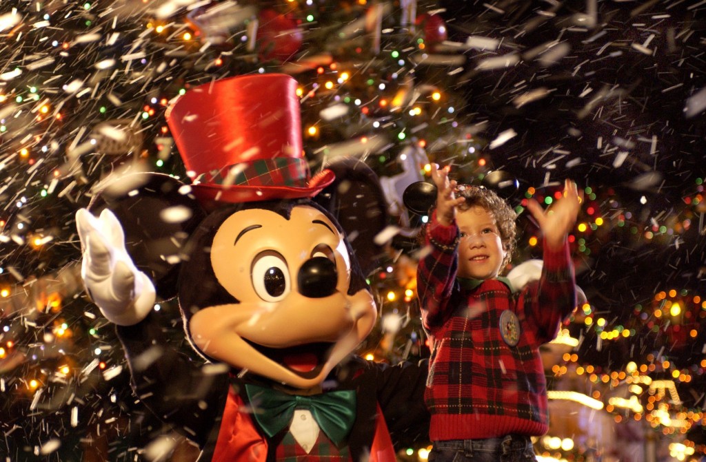 Behind The Thrills | Celebrate Christmas through out Walt Disney World’s theme parks and hotels