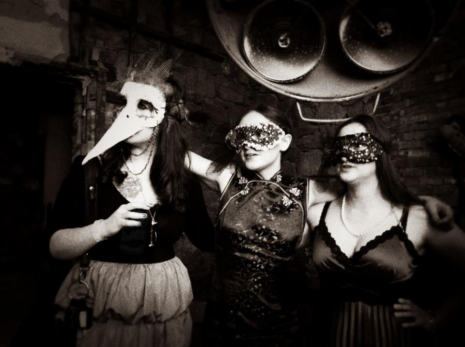 Masquerade2