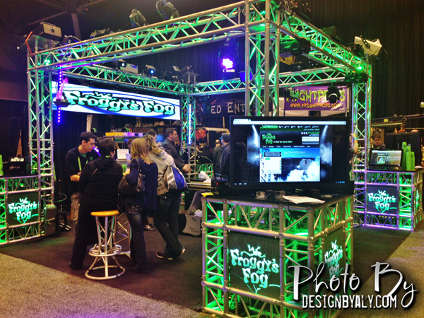 haa show 2014 - froggy fog booth