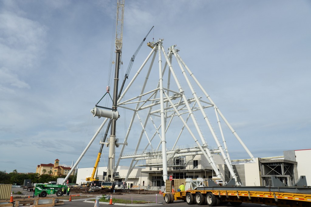 1_Orlando Eye Hub Install_Photo by Preston Mack