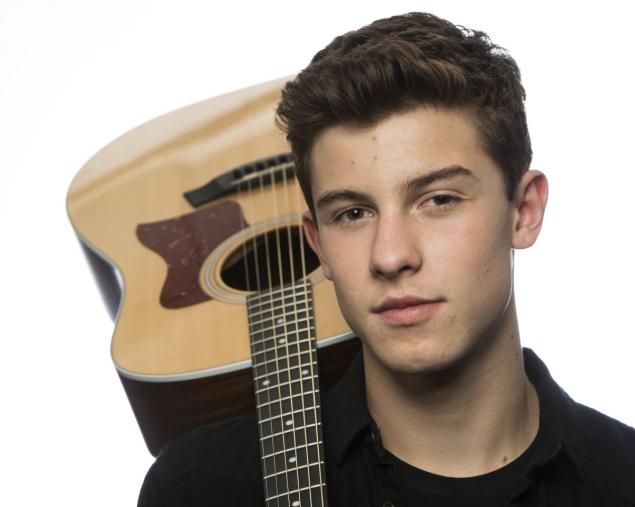 shawn-mendes-portrait-session