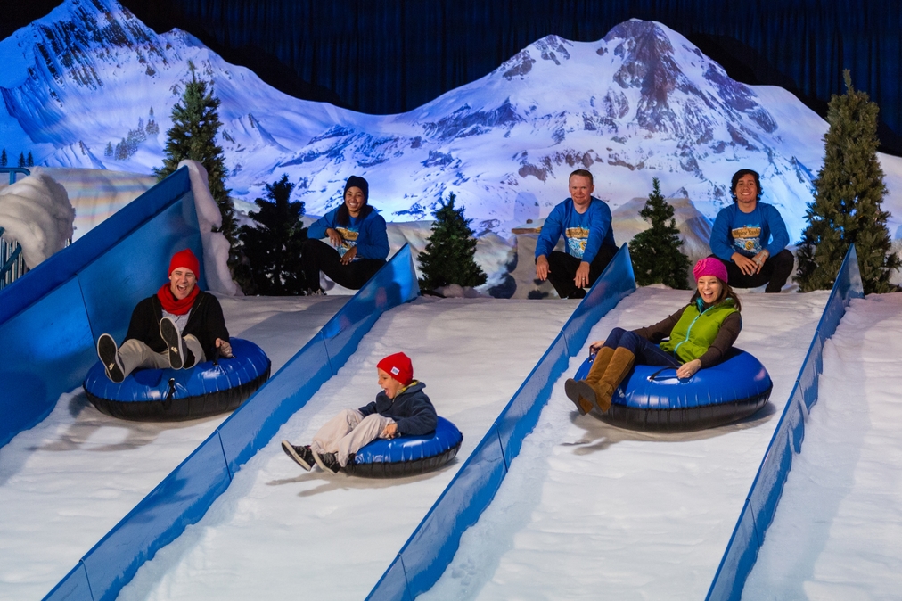 GP-Christmas-SnowTubing-1