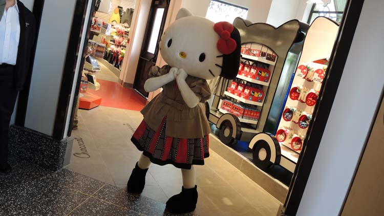 Behind The Thrills  Hello Kitty soft opens at Universal Studios Florida  Behind The Thrills