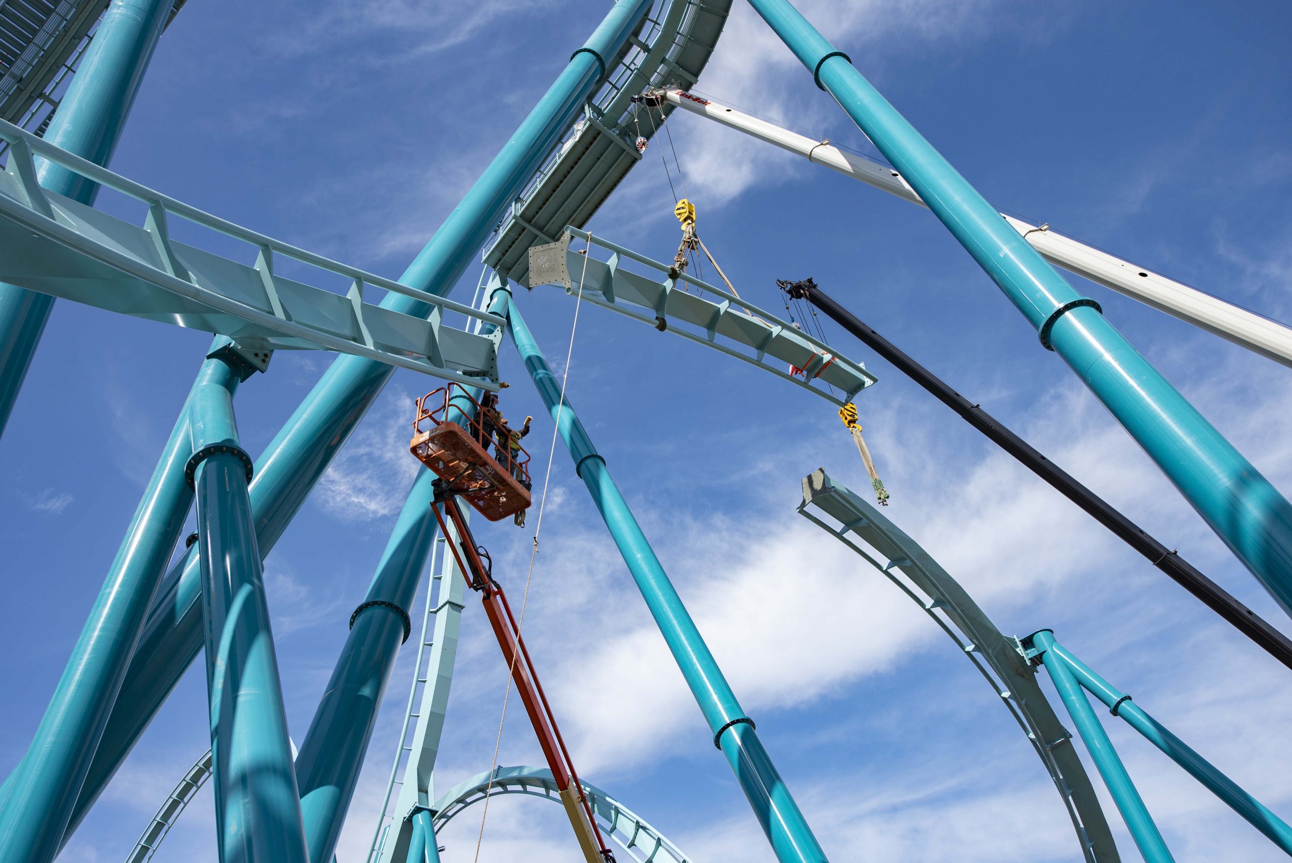 Behind The Thrills Emperor Dive Coaster Finishes Track