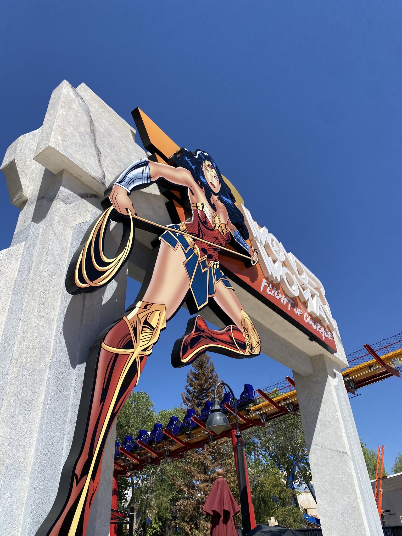 Behind The Thrills | California: Six Flags Magic Mountain Opens Wonder 