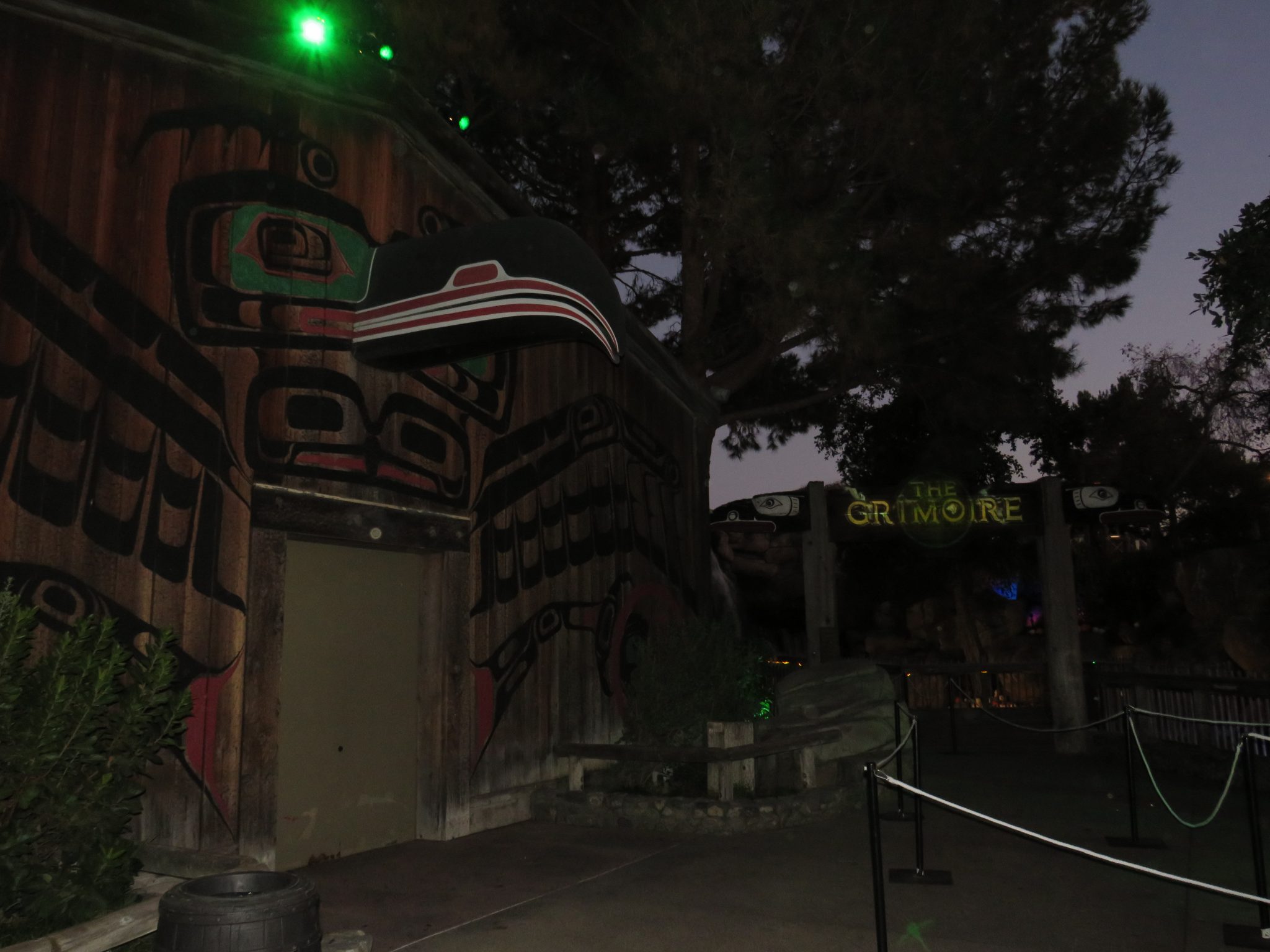 Behind The Thrills Knott’s Scary Farm Returns for Another Bone